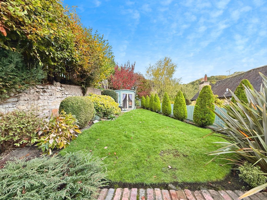 Property photo 3 of 21