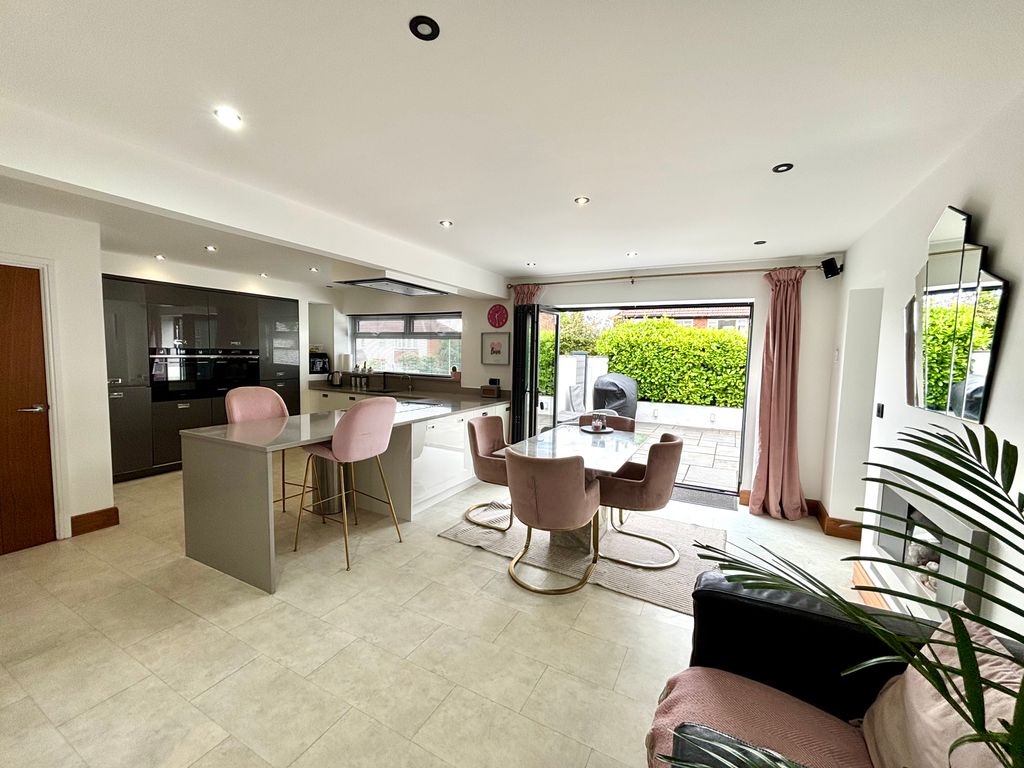 Property photo 1 of 26 Living Kitchen