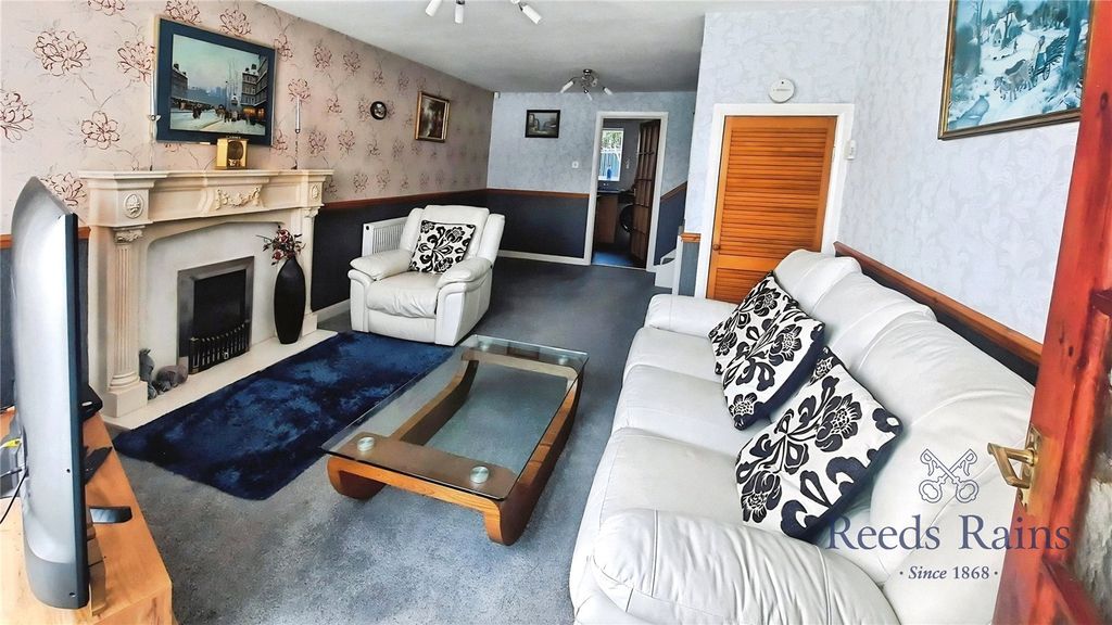 Property photo 3 of 13 Picture No. 31