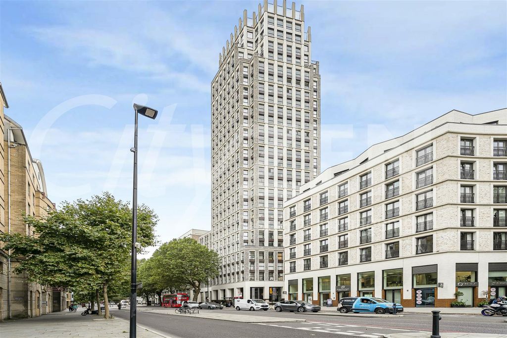 Property photo 3 of 16 Conquest Tower