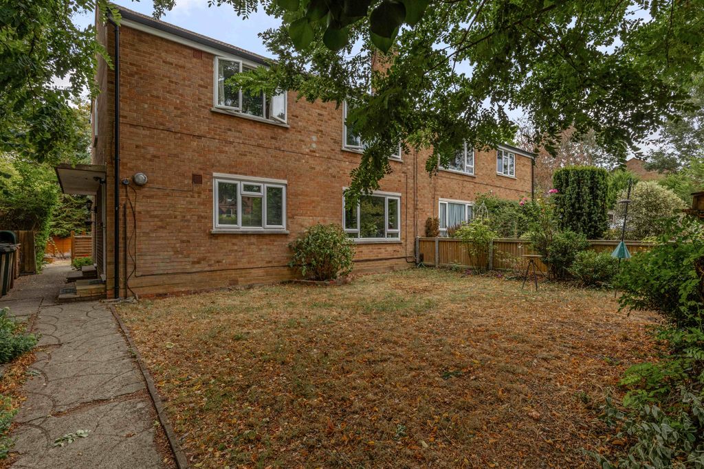 Property photo 3 of 9