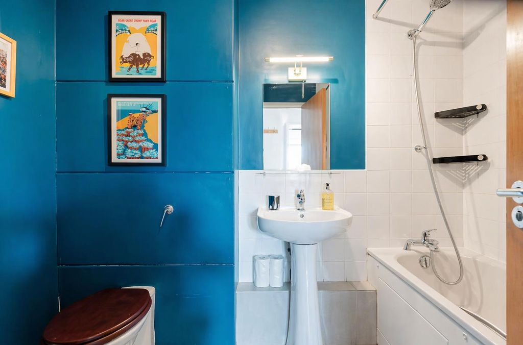 Property photo 2 of 13 Bathroom2_2.Png
