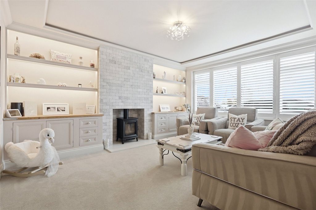 Property photo 3 of 22 Picture No. 04