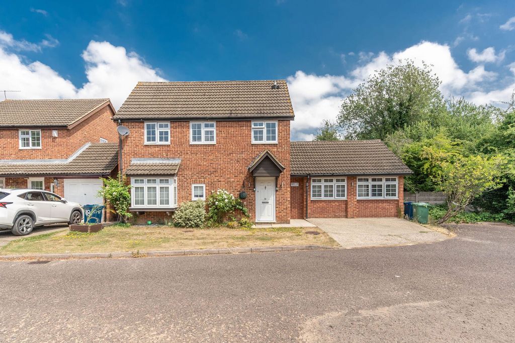 Property photo 1 of 16
