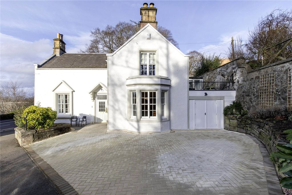 Property photo 1 of 43 Picture No. 40