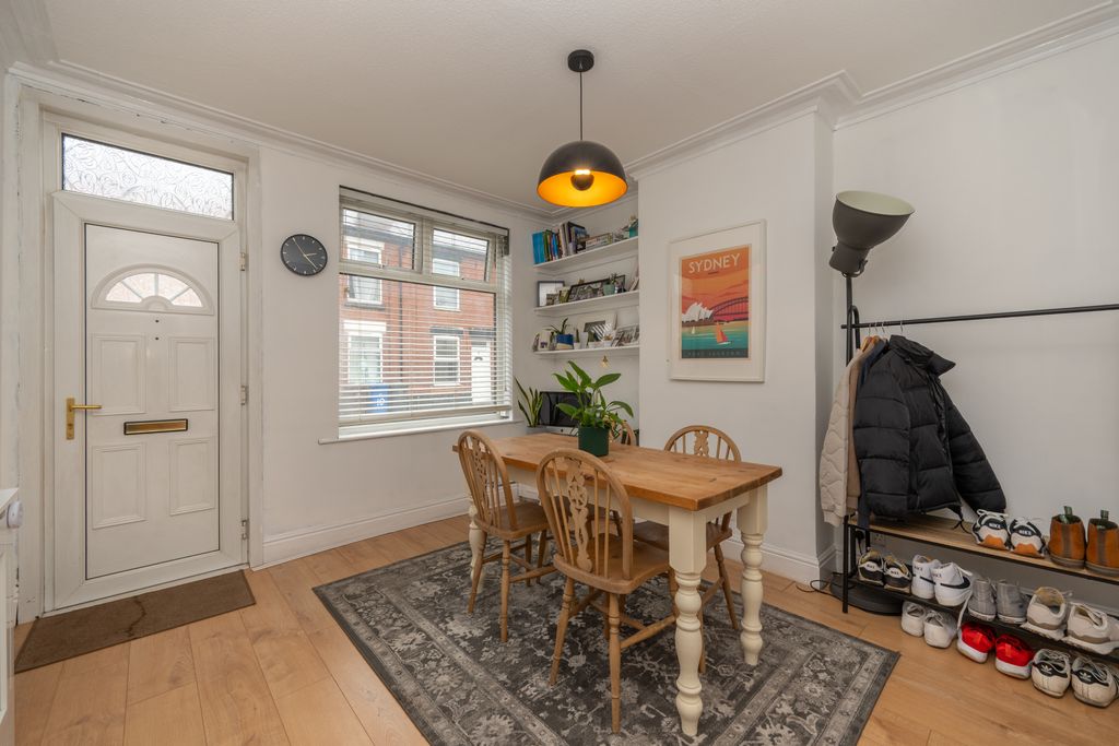 Property photo 3 of 19 Dining Room