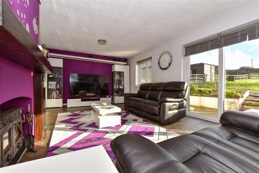 Property photo 1 of 21 Sitting Area