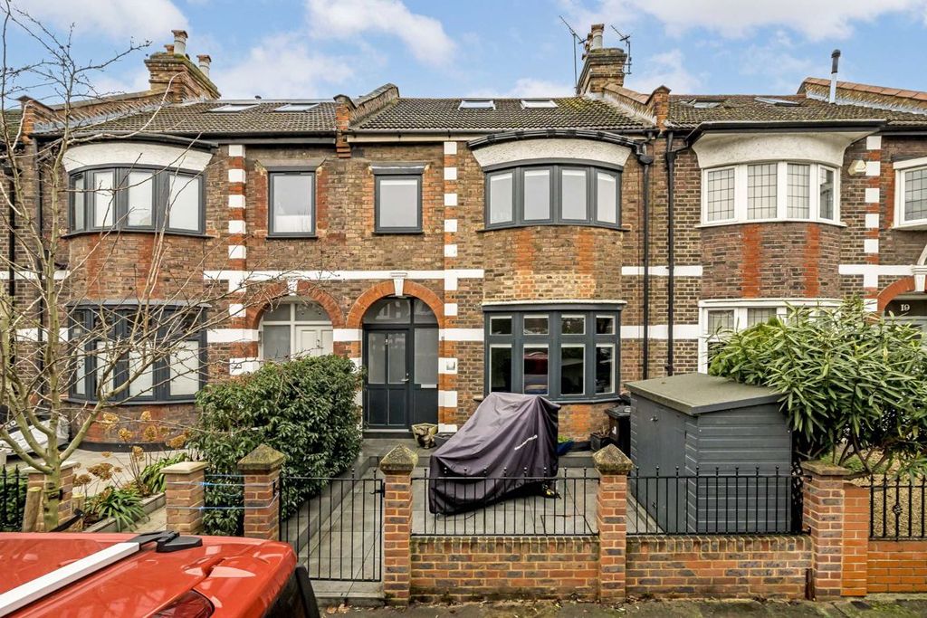 Property photo 1 of 10