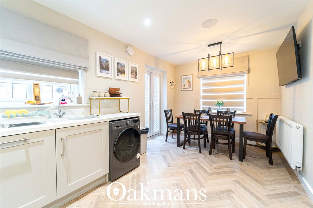 Property photo 3 of 28 Picture No. 60