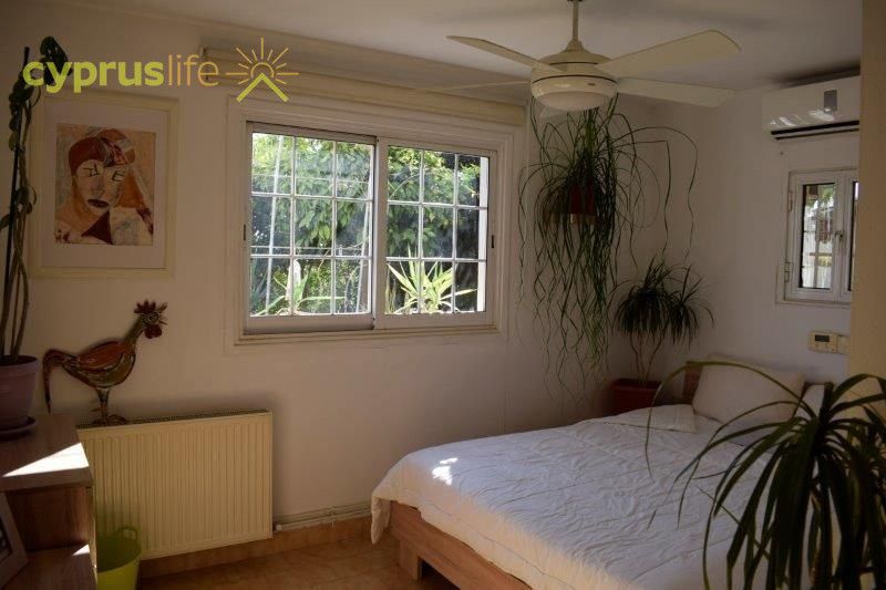 Property photo 2 of 49