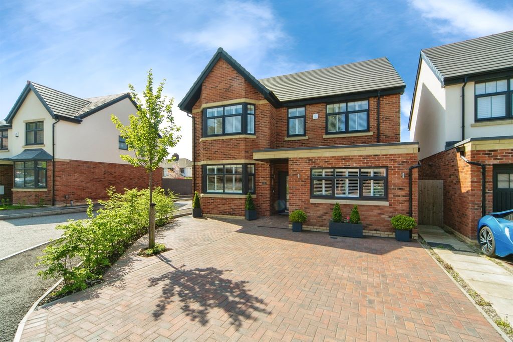 Property photo 1 of 34