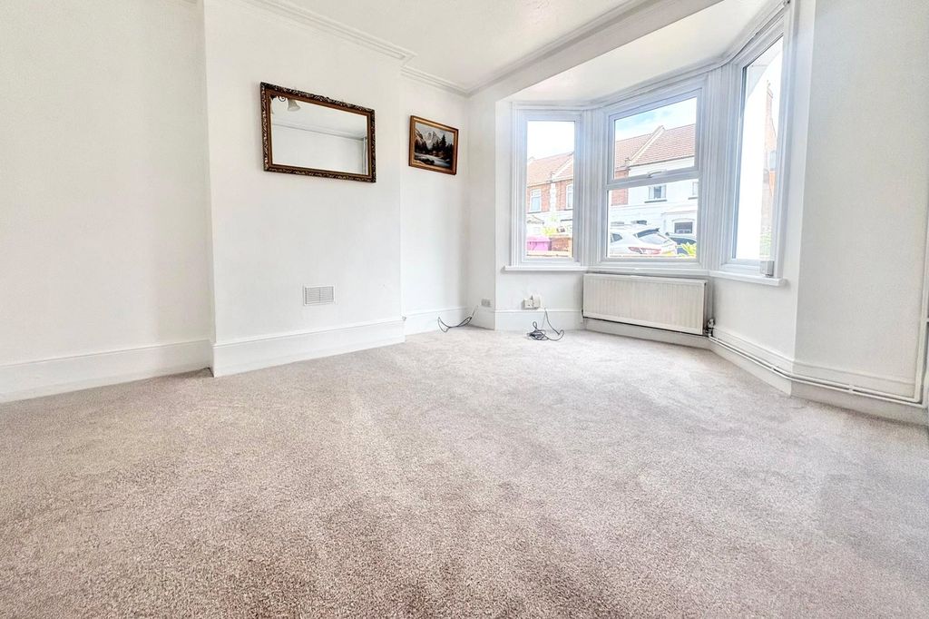 Property photo 3 of 14 Picture No. 36