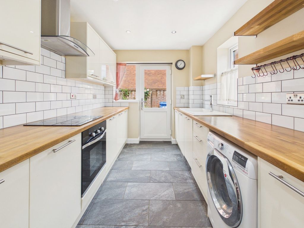 Property photo 3 of 17 5228538