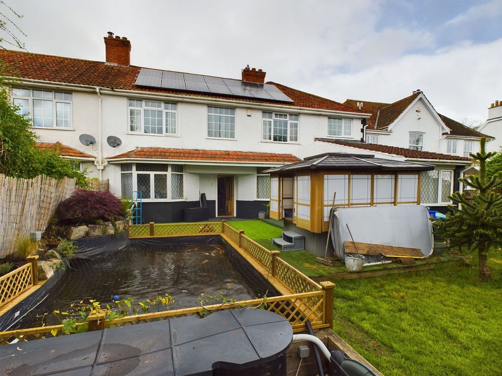 Property photo 3 of 25