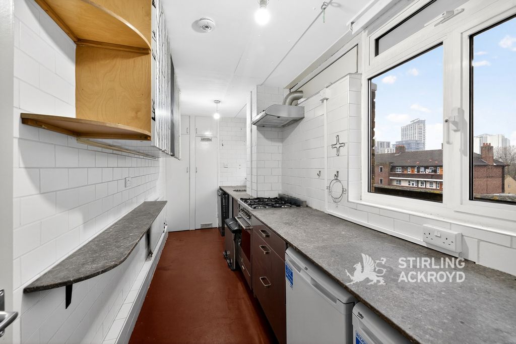 Property photo 1 of 22 Kitchen