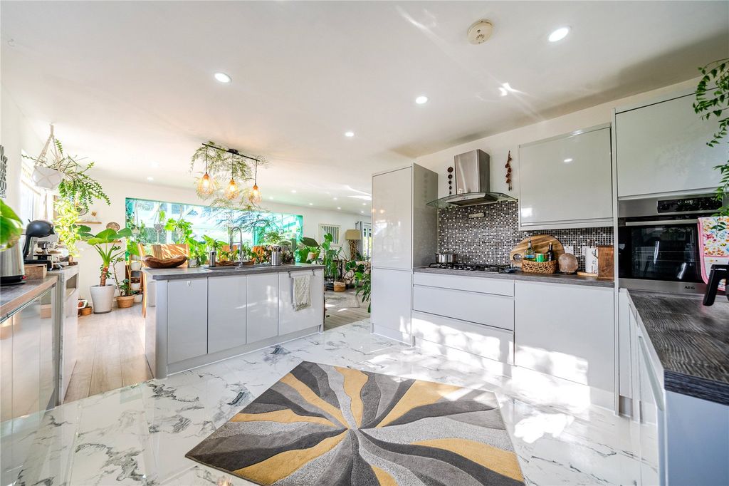 Property photo 2 of 24 Open Plan Living
