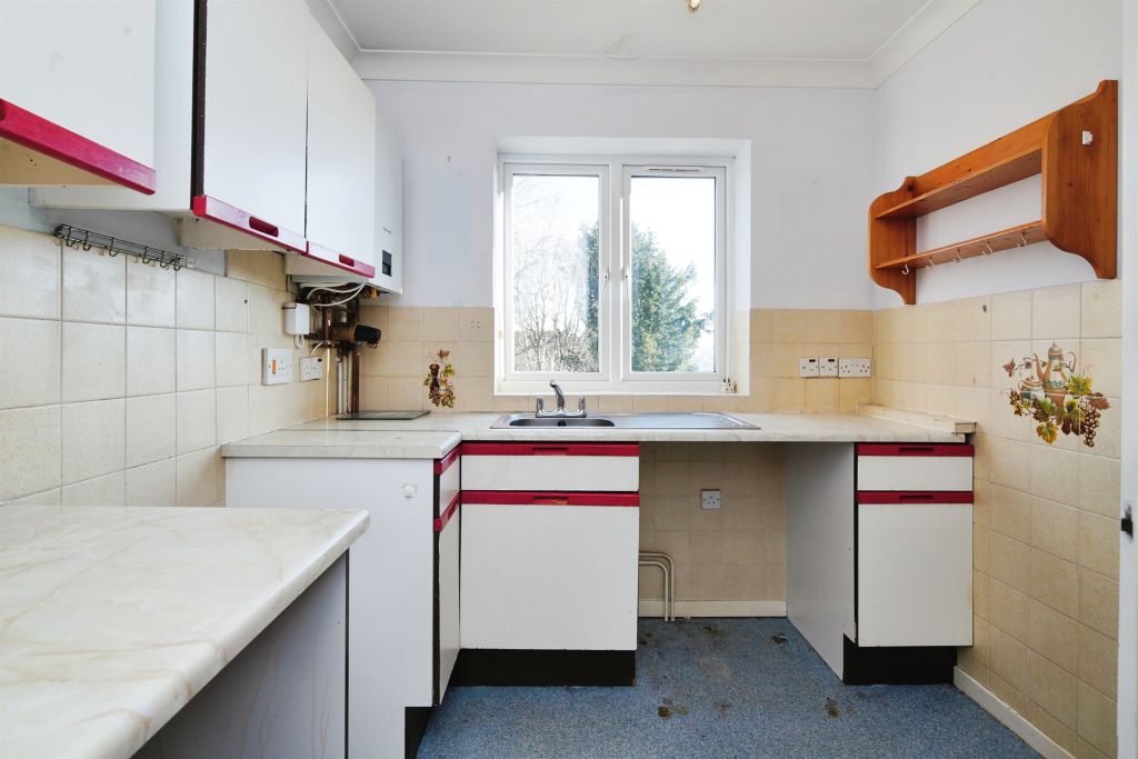 Property photo 3 of 13