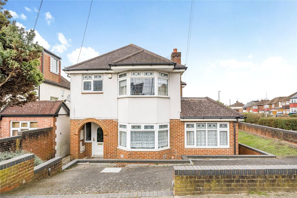 Property photo 2 of 19 Picture No. 24