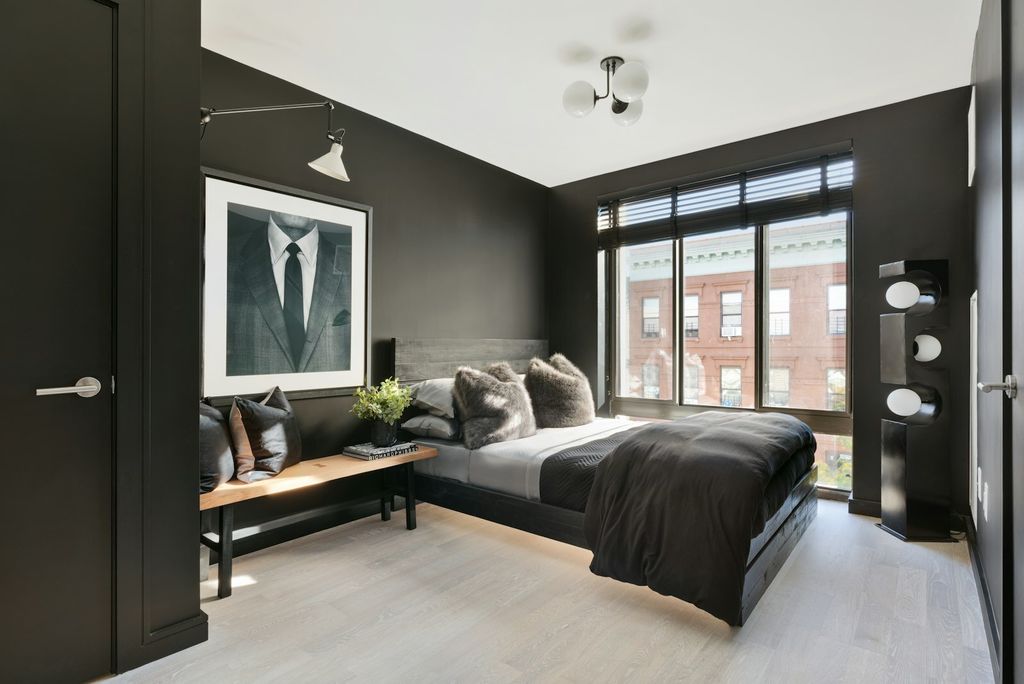 Property photo 3 of 12 <Alttext/>