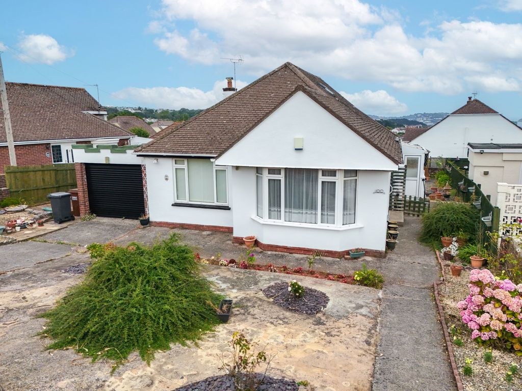 Property photo 1 of 21