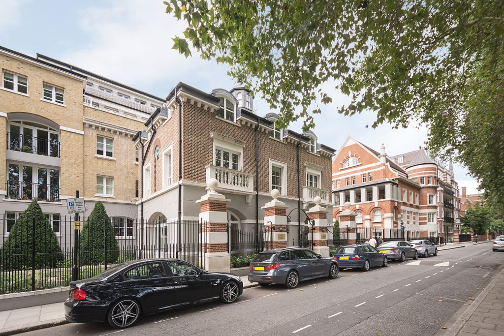 Property photo 3 of 9