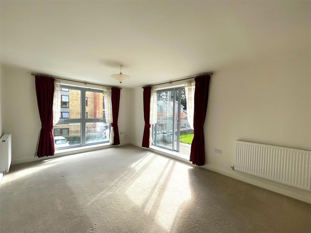 Property photo 2 of 14 11.Jpg
