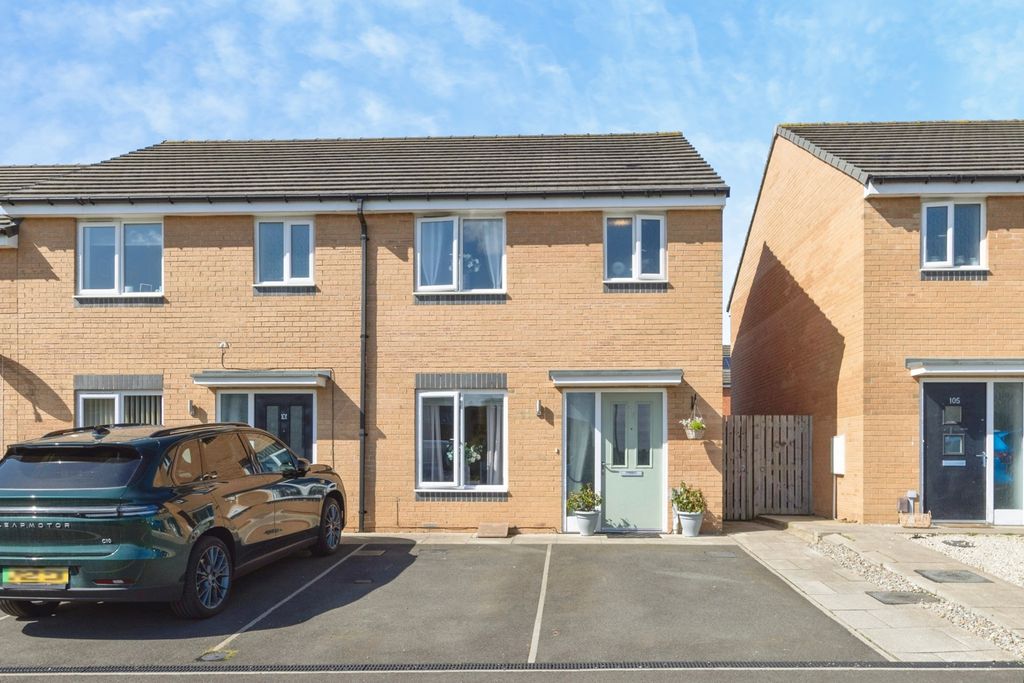 Property photo 1 of 19 Pbox-Img.Jpg