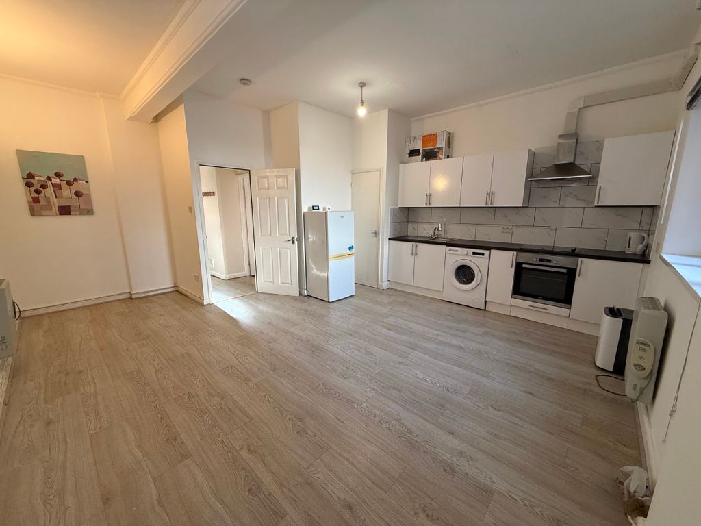 Property photo 1 of 4