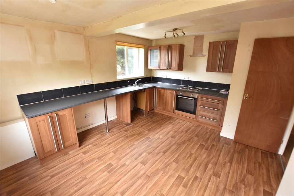 Property photo 2 of 10 Picture No. 08