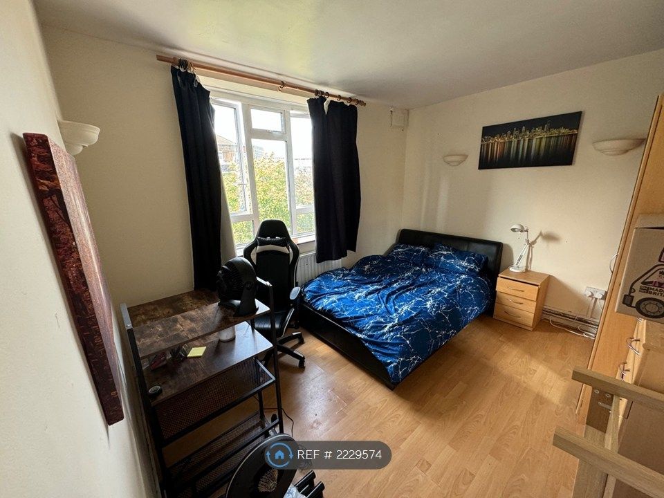 Property photo 3 of 11