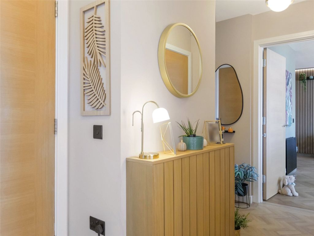 Property photo 3 of 21 Picture No. 03