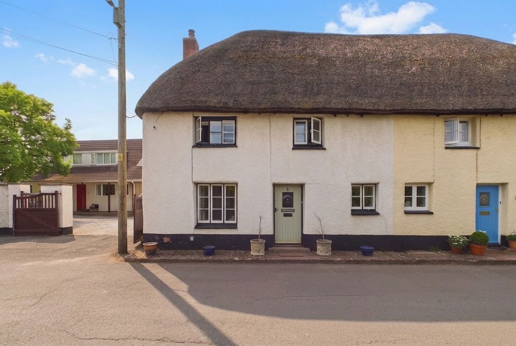Property photo 1 of 24