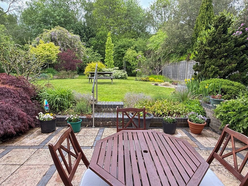 Property photo 3 of 16