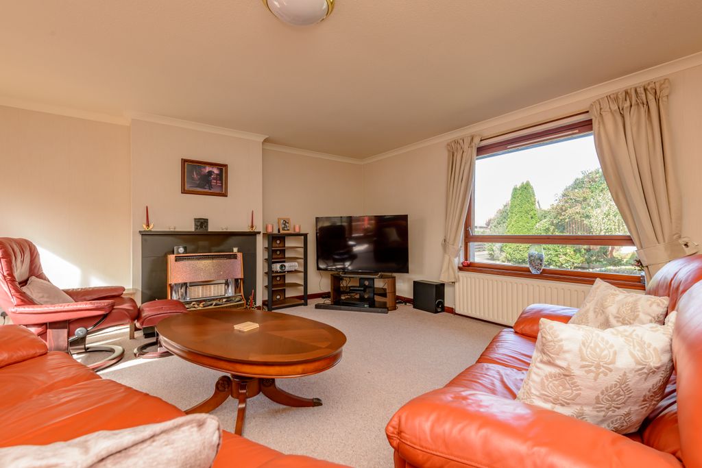 Property photo 3 of 39 Property Image 3