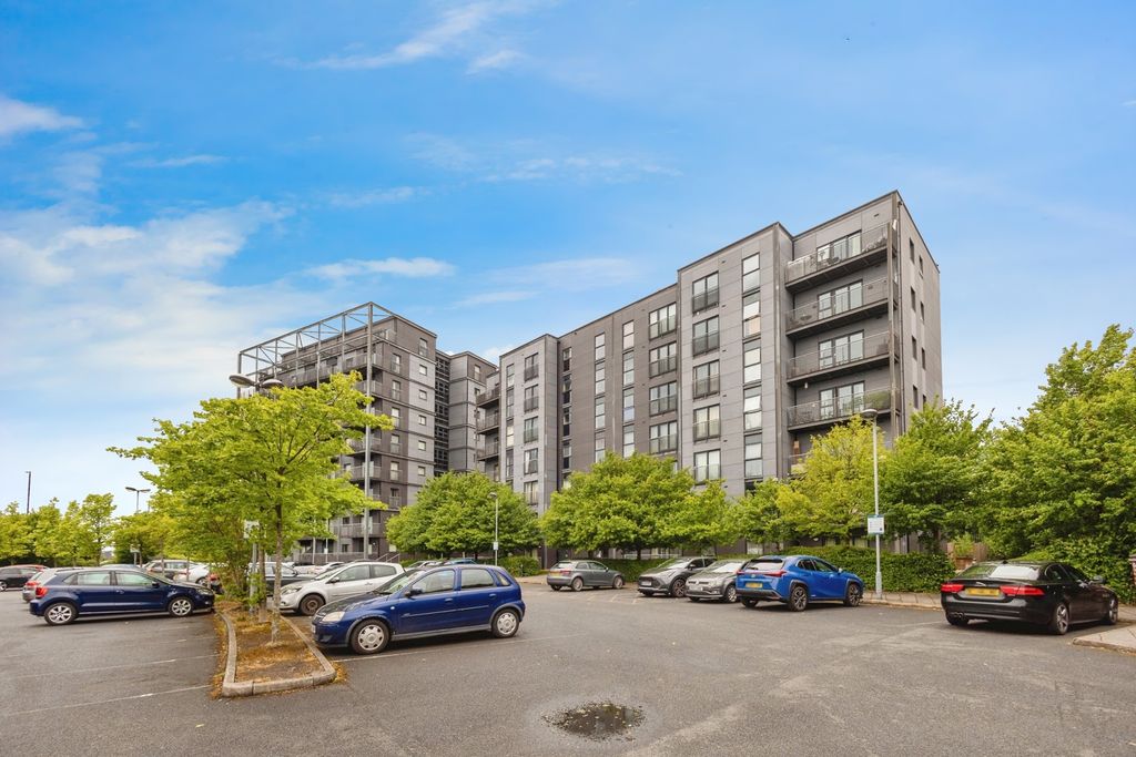 Property photo 1 of 20 Photo