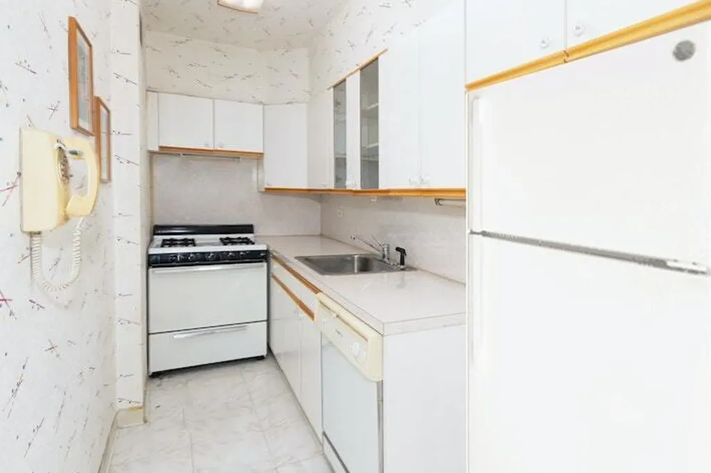 Property photo 3 of 9 <Alttext/>