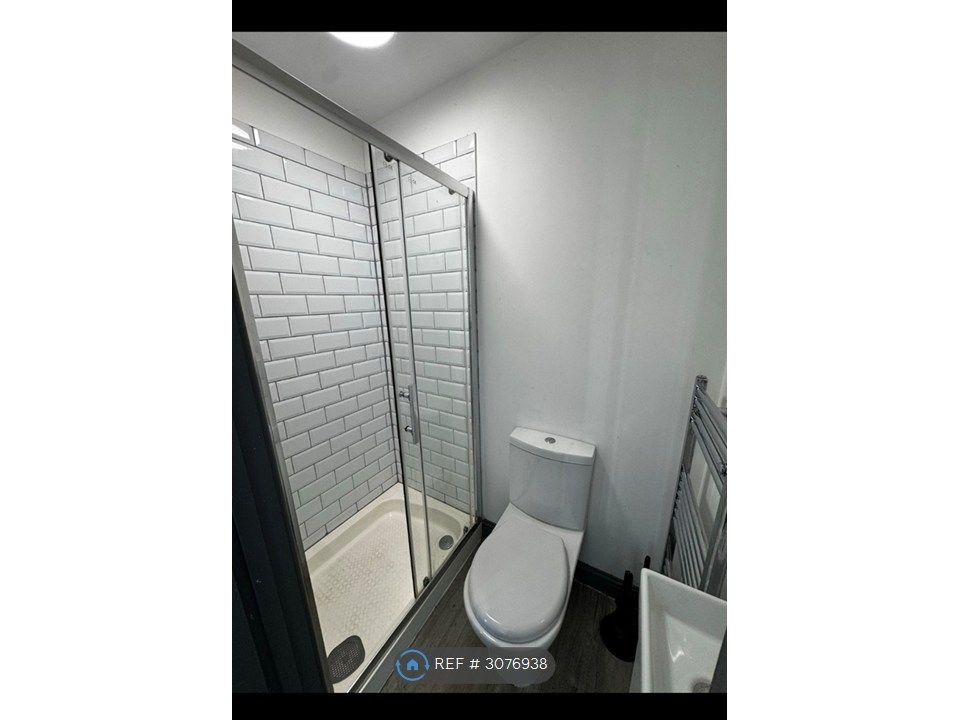 Property photo 2 of 3