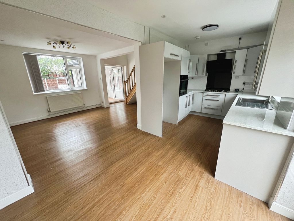 Property photo 2 of 17 Kitchen &amp; Dining Room
