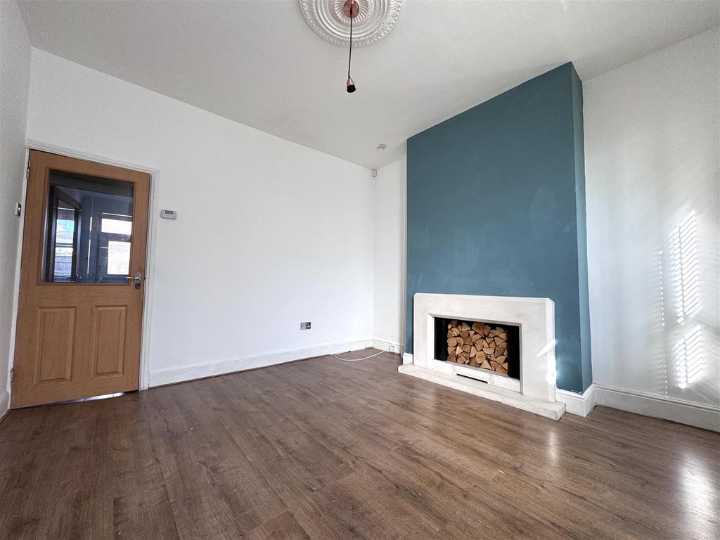 Property photo 2 of 18 Img_0454.Jpg