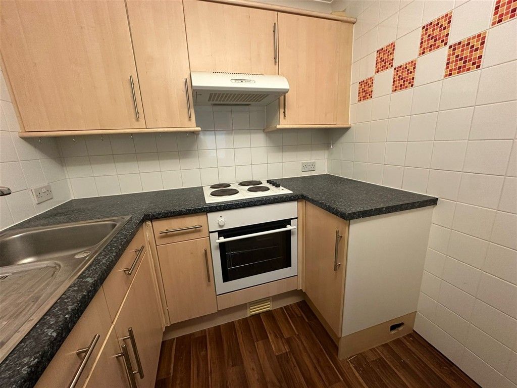 Property photo 1 of 5 Kitchen