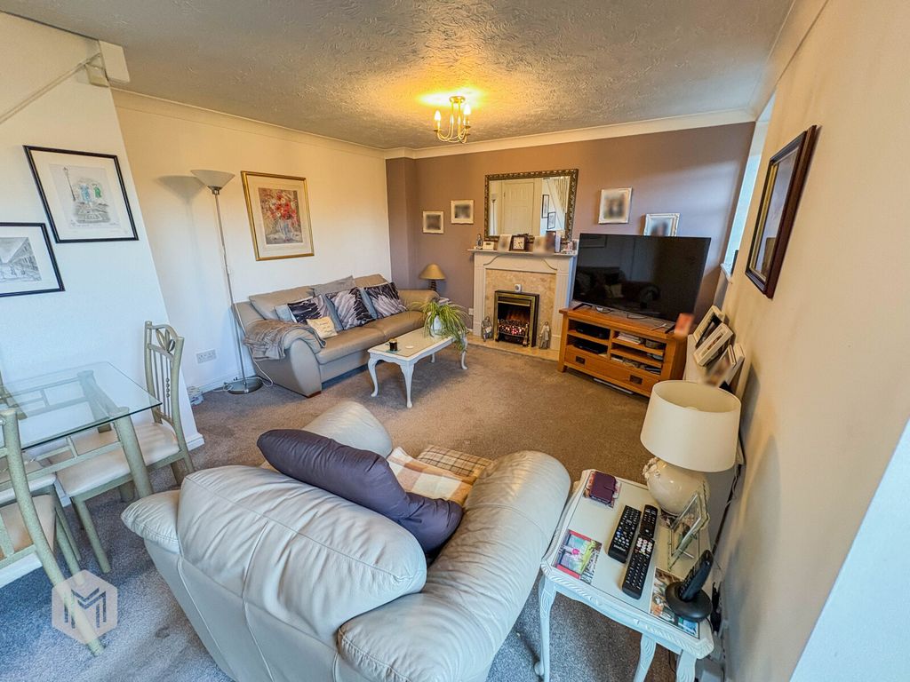 Property photo 3 of 13 Picture No. 09