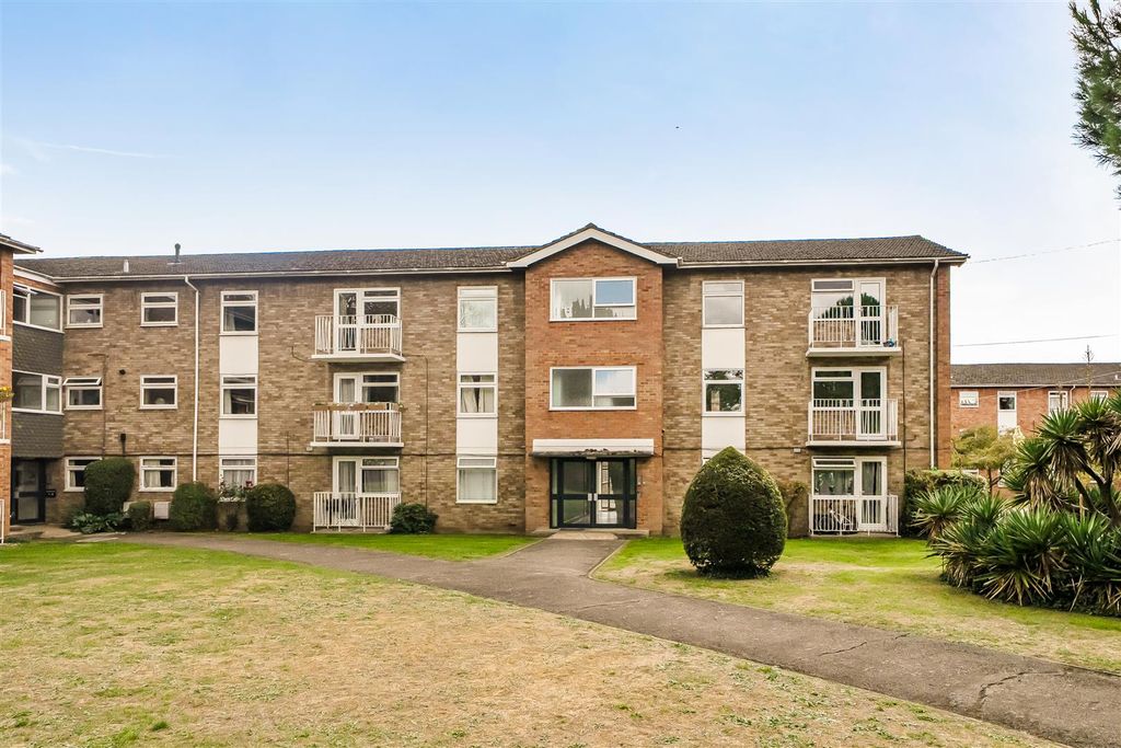 Property photo 1 of 15