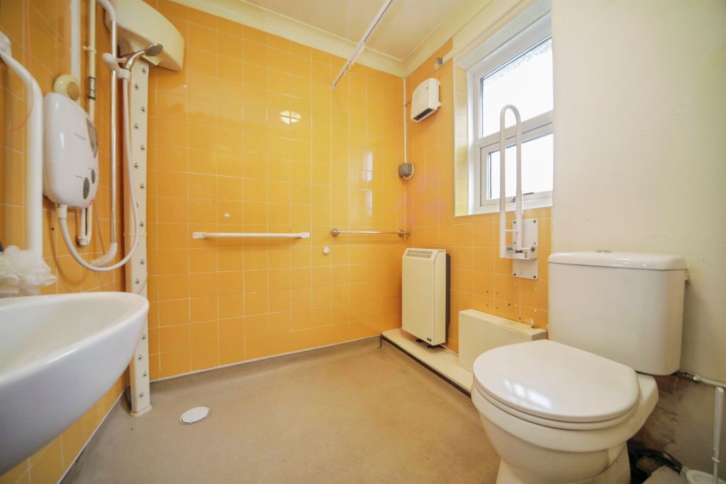 Property photo 3 of 9