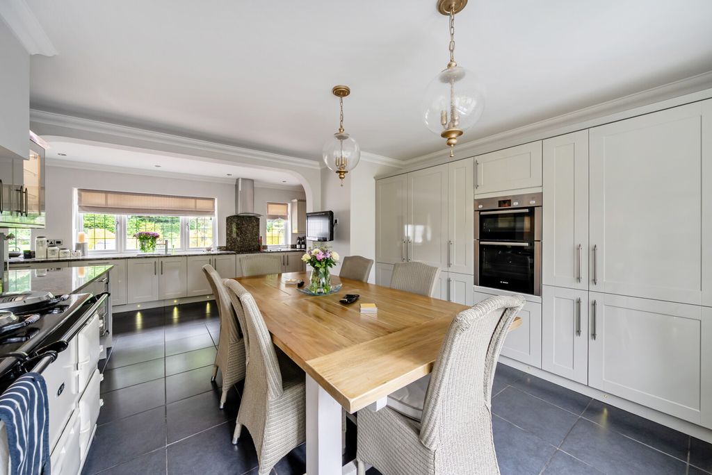 Property photo 2 of 45 1470505-14-6A2c13...