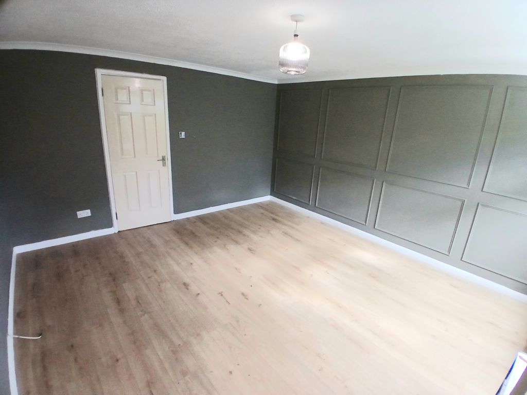 Property photo 2 of 15 Image