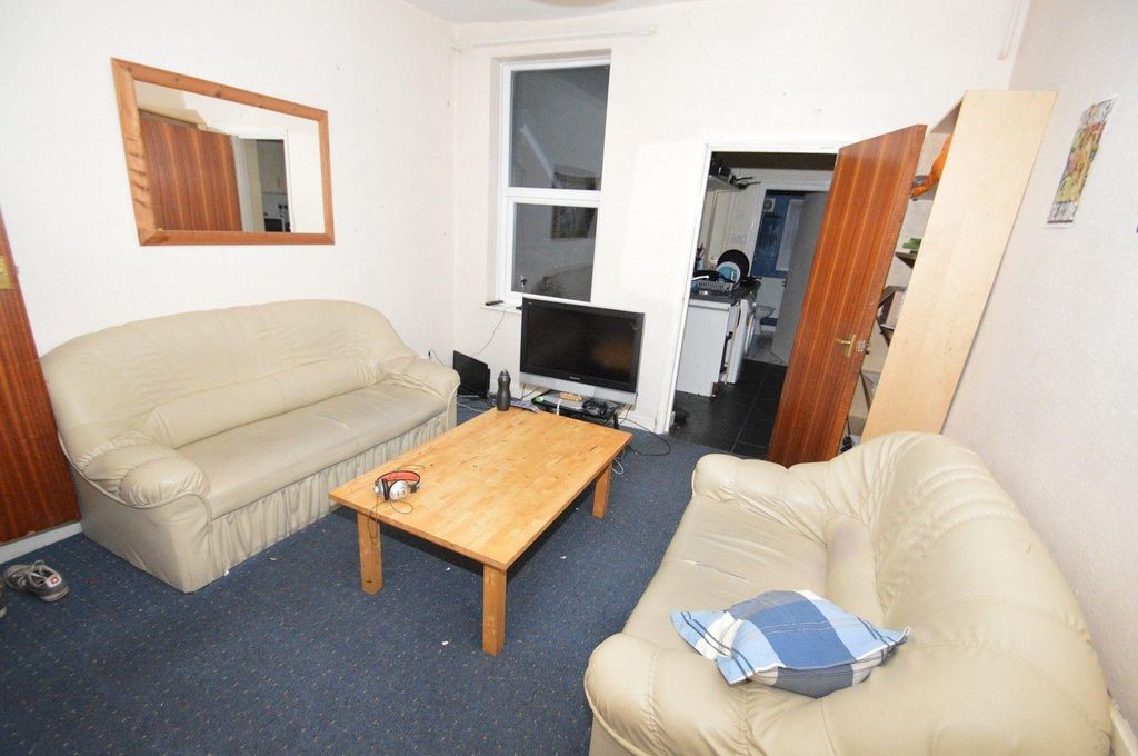 Property photo 2 of 17 Front