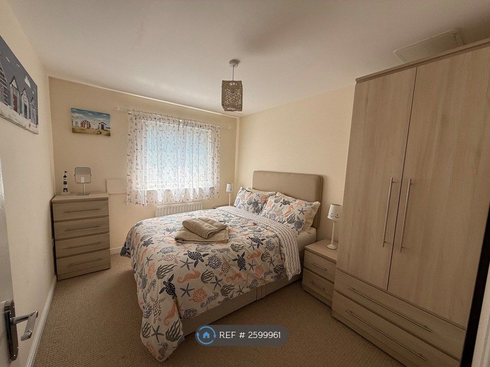 Property photo 2 of 31