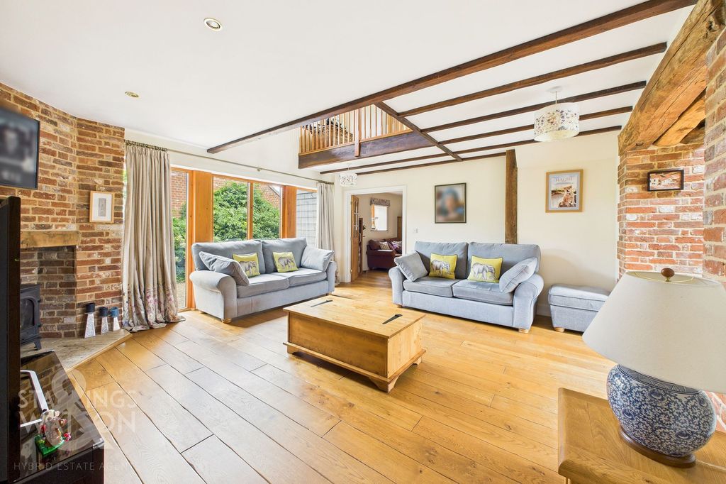 Property photo 1 of 37