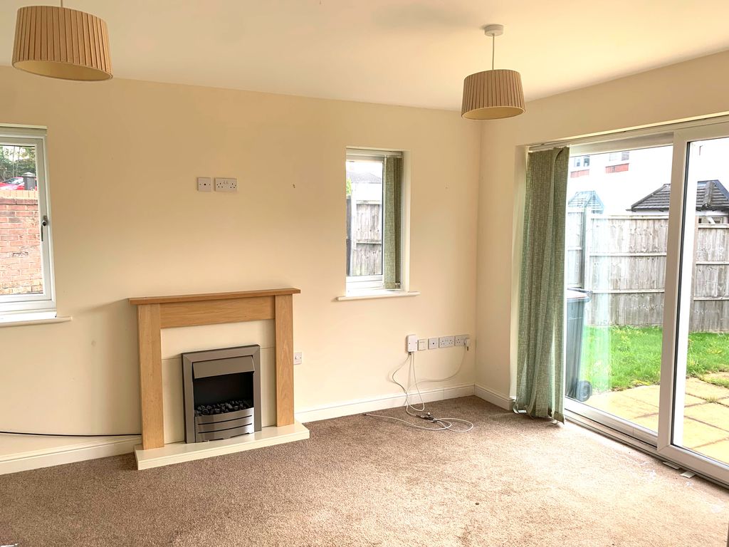 Property photo 3 of 12 J1