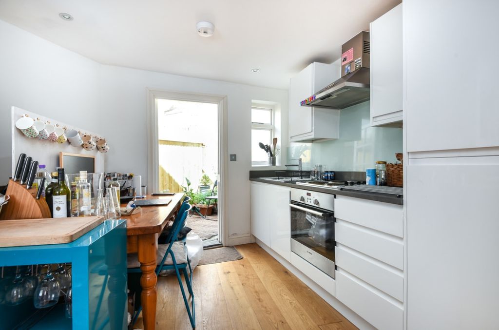 Property photo 1 of 7 329273 (2)